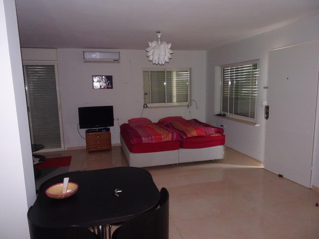 Magnificent Studio In Zichron Yaakov Sea View And Garden 지크론 야코브 외부 사진