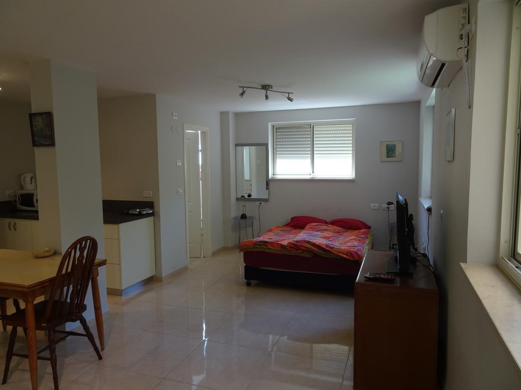 Magnificent Studio In Zichron Yaakov Sea View And Garden 지크론 야코브 외부 사진